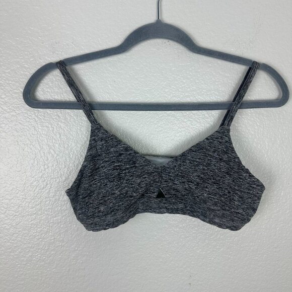 Alo Yoga Grey Cut Out Sports Bra S V Neck Athletic Activewear Athleisure Stretch - Picture 1 of 7